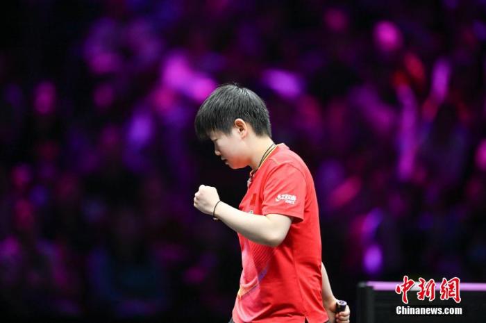 王楚钦孙颖莎力克日本组合夺混双三连冠