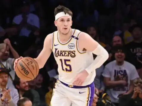 湖人惨败雷霆，里夫斯直言开局失误成关键因素