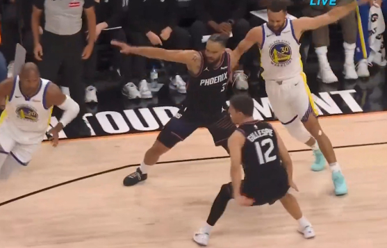 狄龙三分回应库里上篮 球员心理博弈引爆附加赛